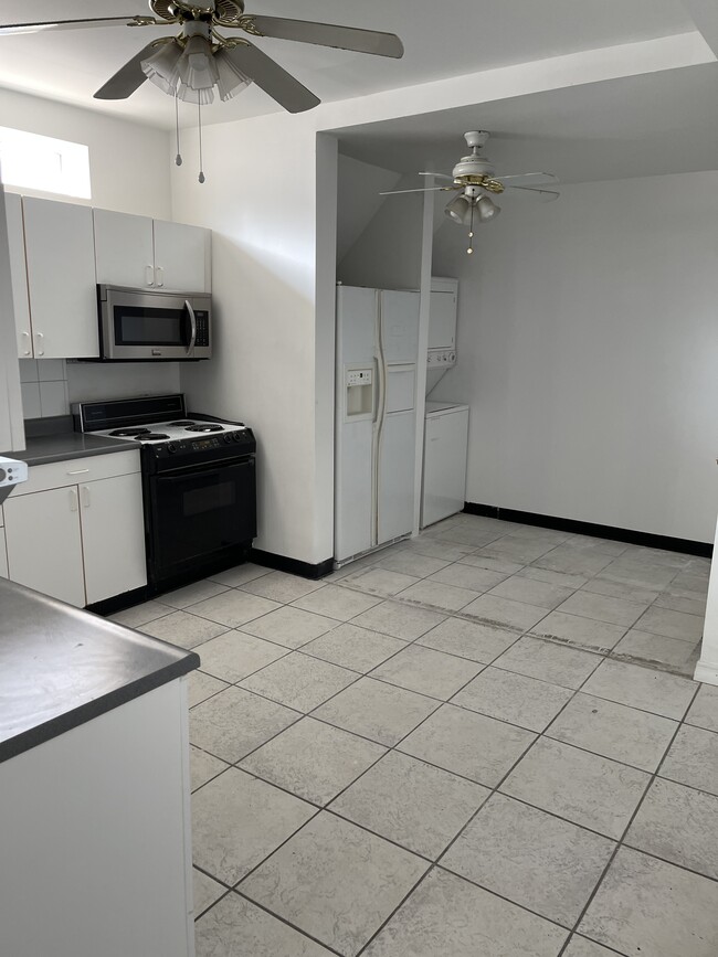 Foto del edificio - 3912 N Mozart St