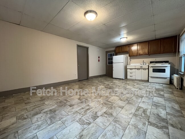 Building Photo - 521 Lehman St