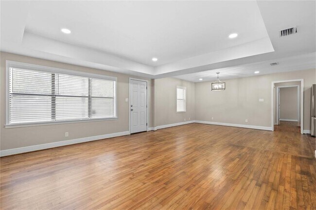 Foto del edificio - 2609 Longleaf Dr