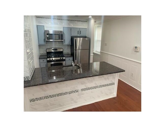 Building Photo - 4221 Haverford Ave