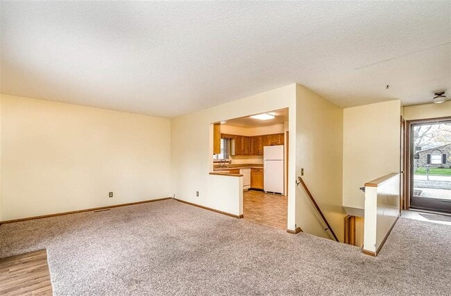 Building Photo - Spacious 4 bed / 2 bath Midland home - $20...