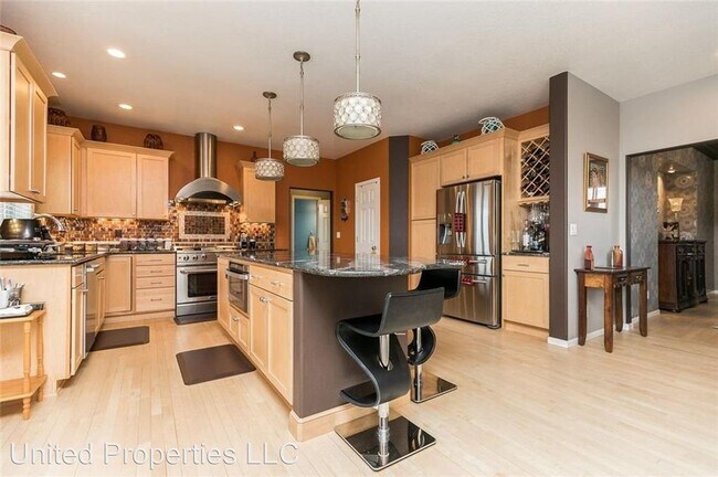 Building Photo - 4612 Chestnut Ridge Ct NE