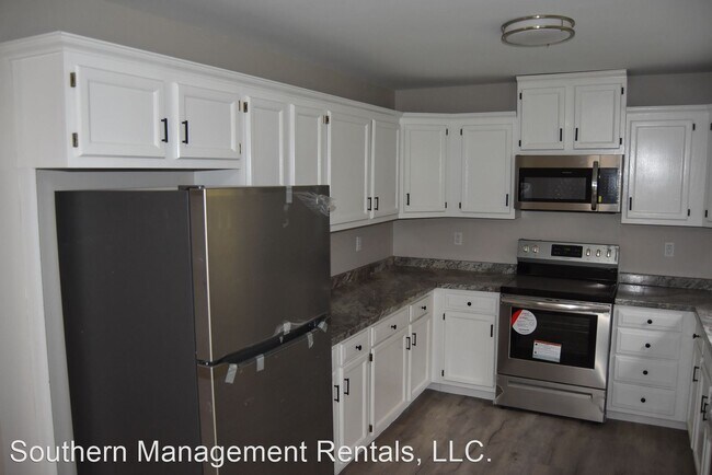 Foto del edificio - 3 br, 1.5 bath House - 2244 North Point Drive