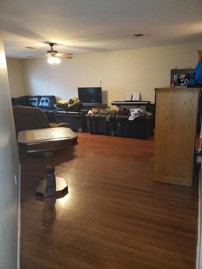 Building Photo - 9406 Santa Fe Ridge, San Antonio, TX, 78245