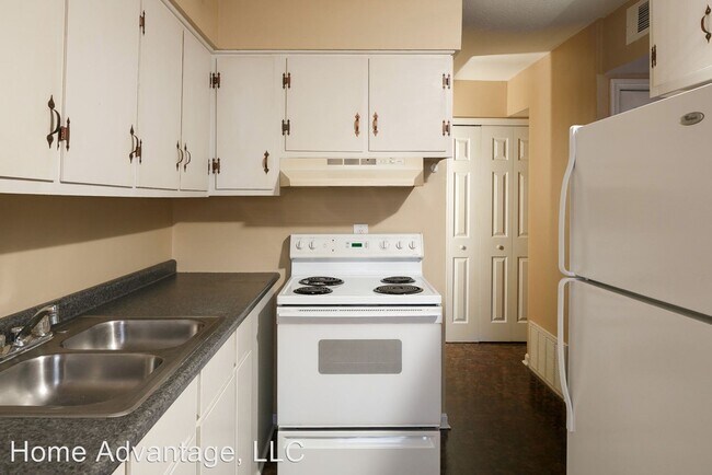 Building Photo - 4708 Fury Way