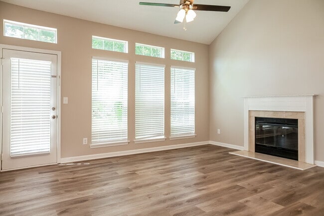 Building Photo - 8302 Bristol Ford Pl