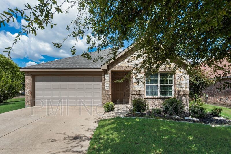 Primary Photo - 1301 Villa Paloma Blvd