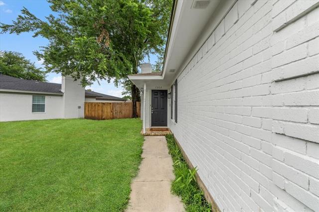 Building Photo - 7302 Vista Cliff Dr