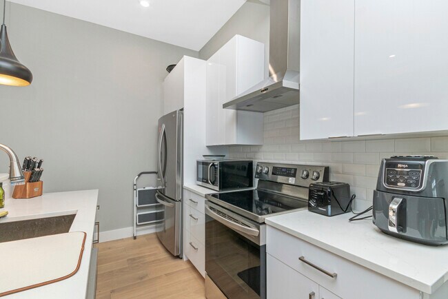 Foto del edificio - 240 Mystic Ave