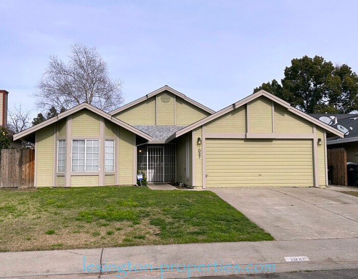 1027 Fallon Woods Way, Rio Linda, CA 95673 House Rental in Rio Linda