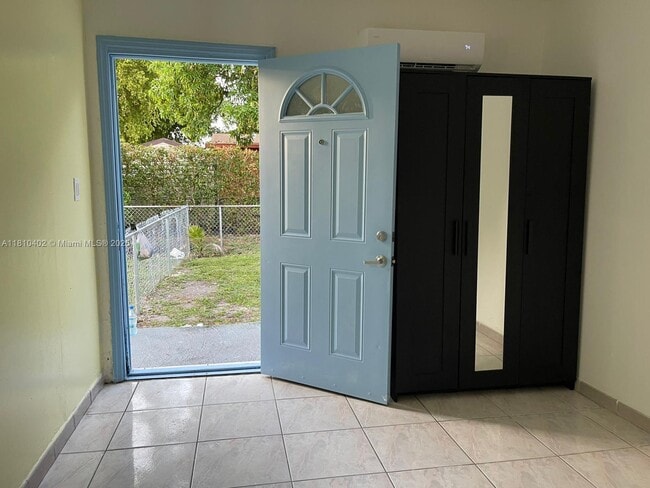 Foto del edificio - 2401 NW 178th Terrace