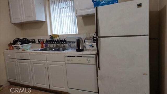 Foto del edificio - 318 Wilma Cir