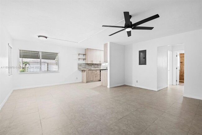 Building Photo - 92 Hendricks Isle