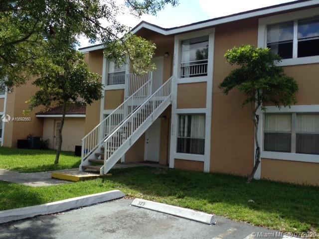 Building Photo - 2242 SW 81st Ave
