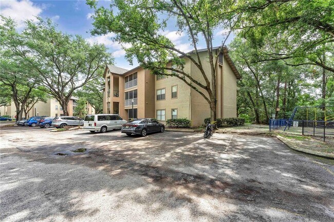 Foto del edificio - 642 DORY Ln