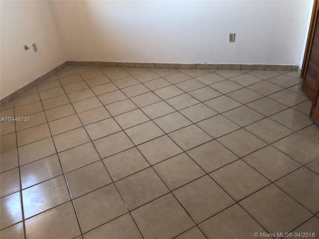 Foto del edificio - 749 E 44th St