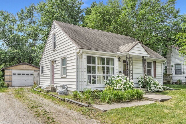 Building Photo - 3 br, 1 bath House - 1706 Homecrest Ave