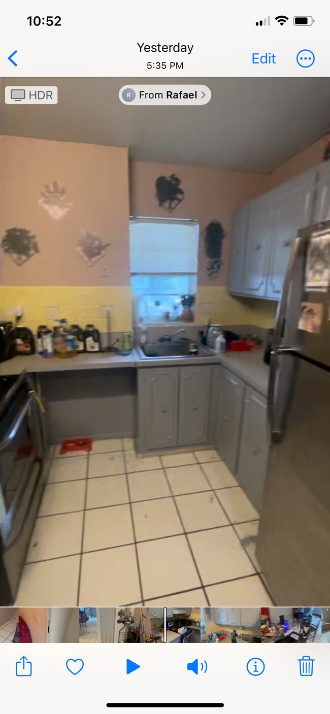 Building Photo - 3711 SW 60th Ave