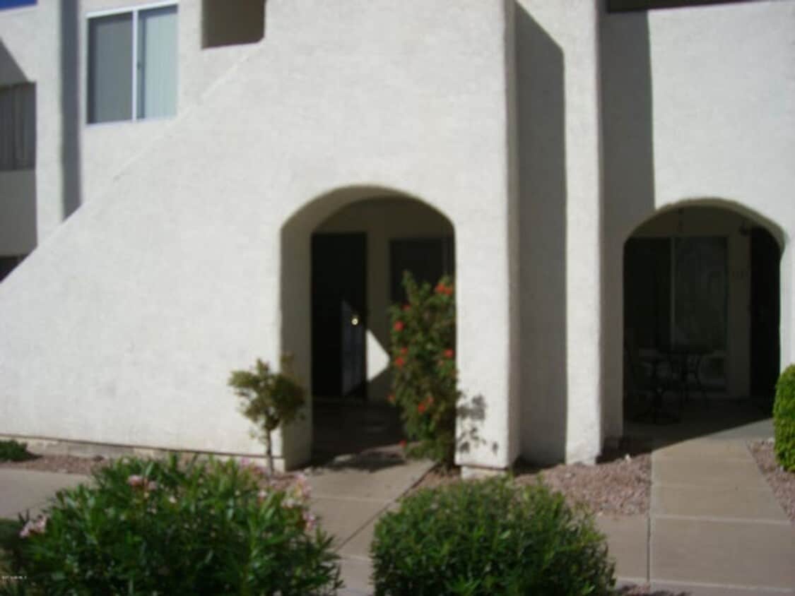 Primary Photo - 1 BEDROOM UNIT IN GLENDALE