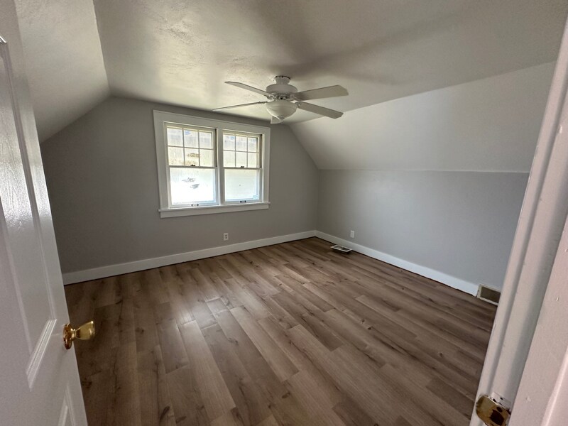 Foto principal - 432 N Bauman Ave