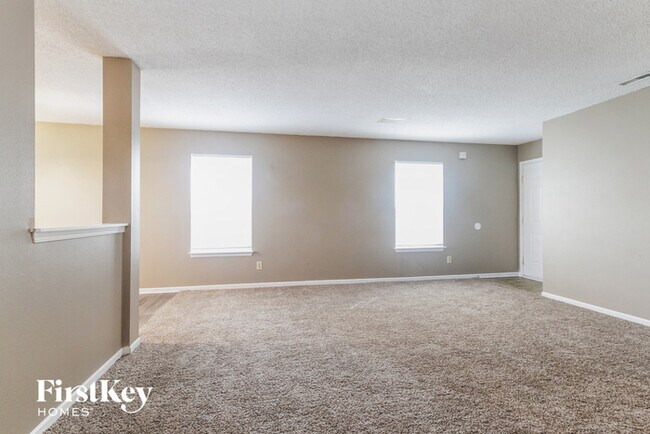 Foto del edificio - 1861 Southernwood Ln