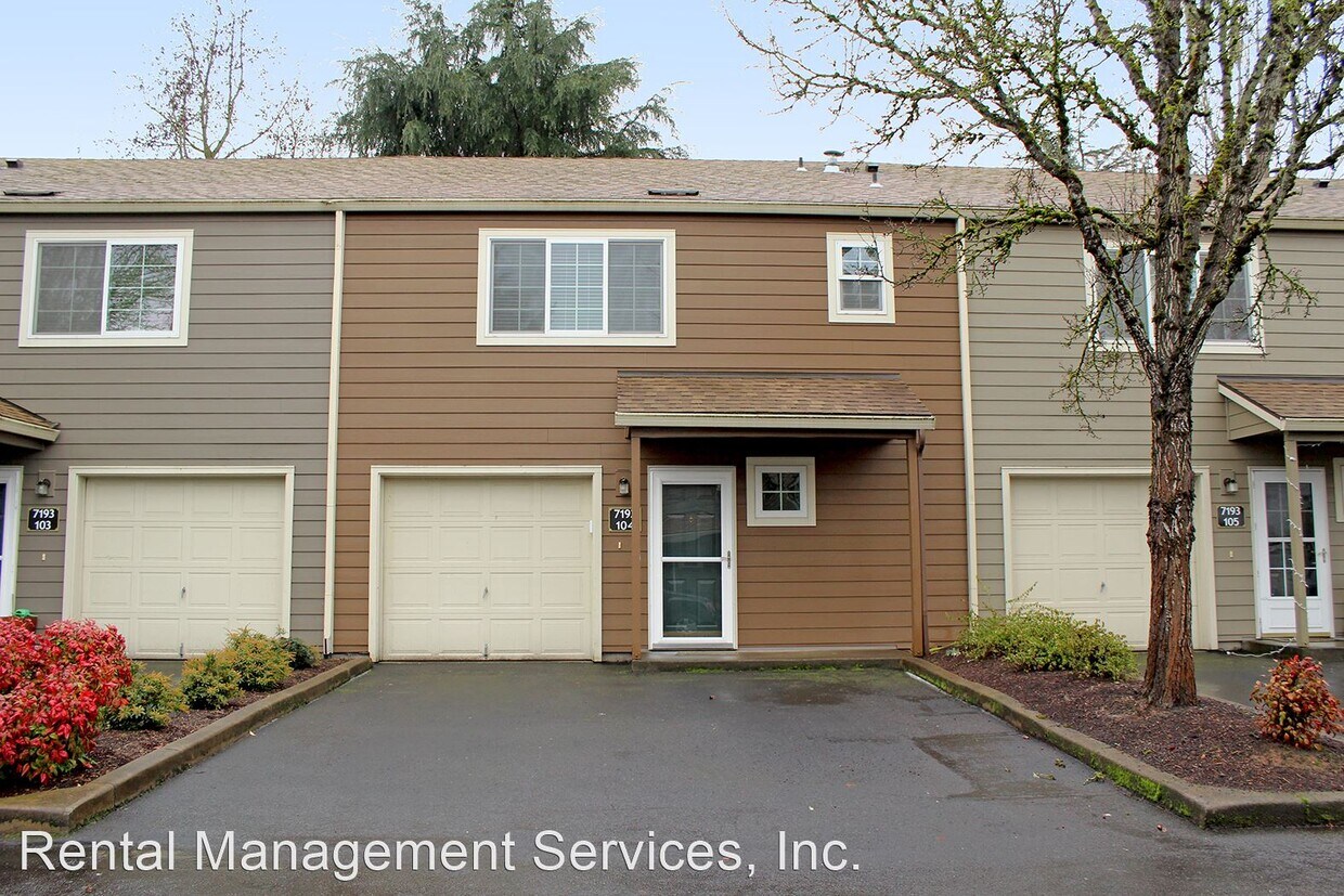 Foto principal - 2 br, 2.5 bath House - 7193 SW Sagert St #104