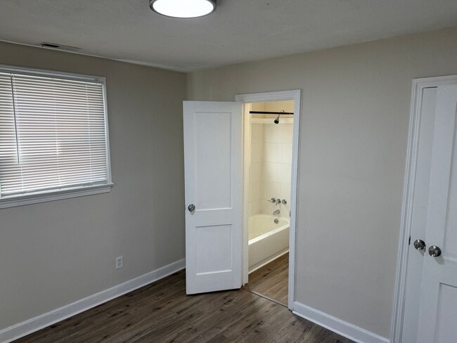 Building Photo - CAMPOSTELLA