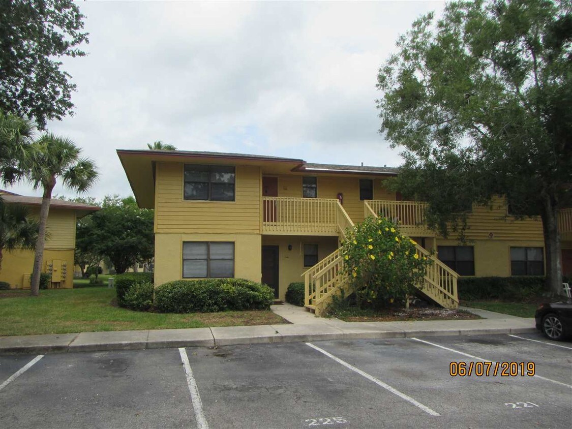 650 W Pope Rd Unit 225, St. Augustine, FL 32080 Condo for Rent in St