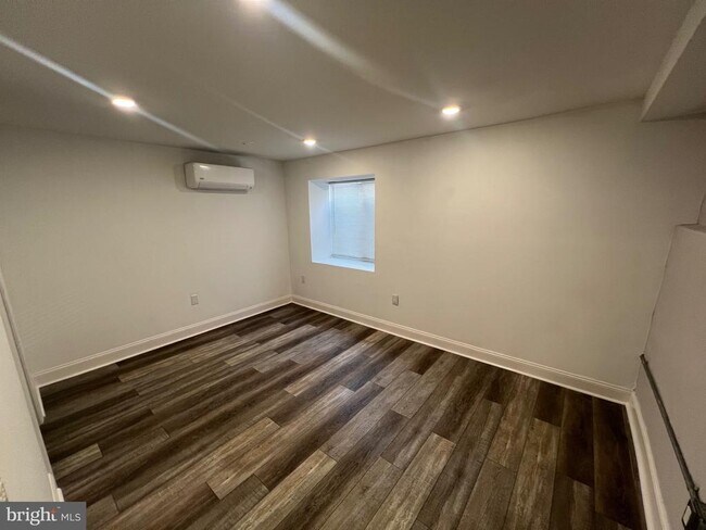 Foto del edificio - 3228 W Diamond St