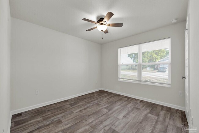 Building Photo - 5557 Galahad Trl