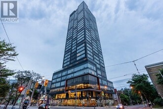 Building Photo - 203 College St