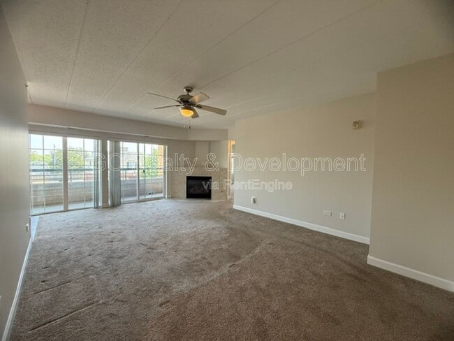 Building Photo - 17212 Oak Park Ave