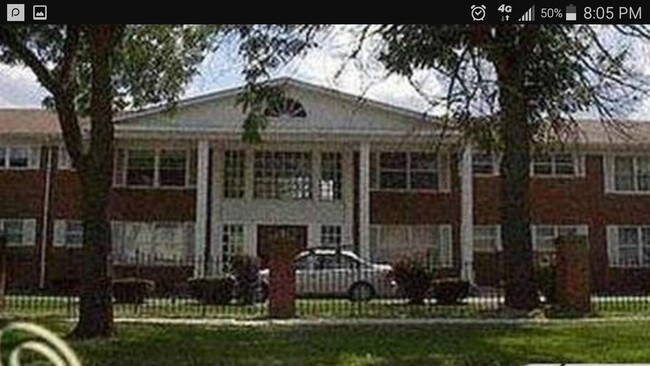 Building Photo - 25301 Five Mile Road