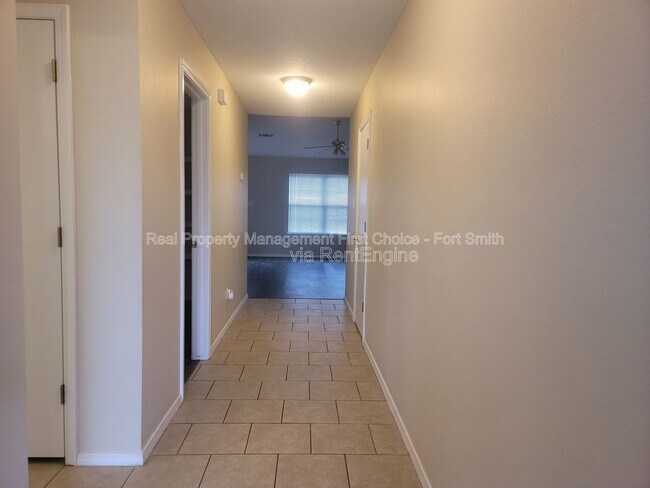 Foto del edificio - 3802 Owen St