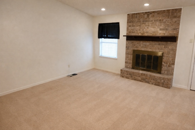 Building Photo - AVAILABLE MID MAY; APPLY TODAY AT OUR WEBSITE!!