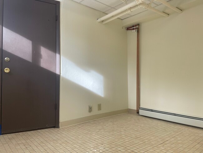 Building Photo - 2019 Sherman Ave