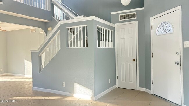 Building Photo - 7740 Luz De Camino Way
