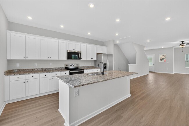 Foto del edificio - 1842 Rhyne Elementary Dr