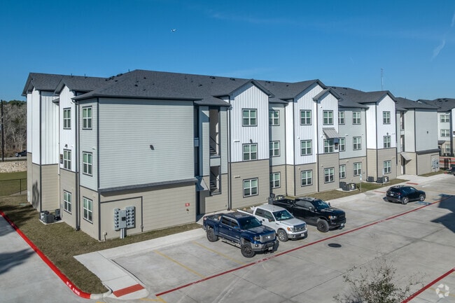 Primary Photo - Tapestry Woodland Hills