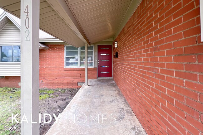 Foto del edificio - 402 W Fairchild Dr
