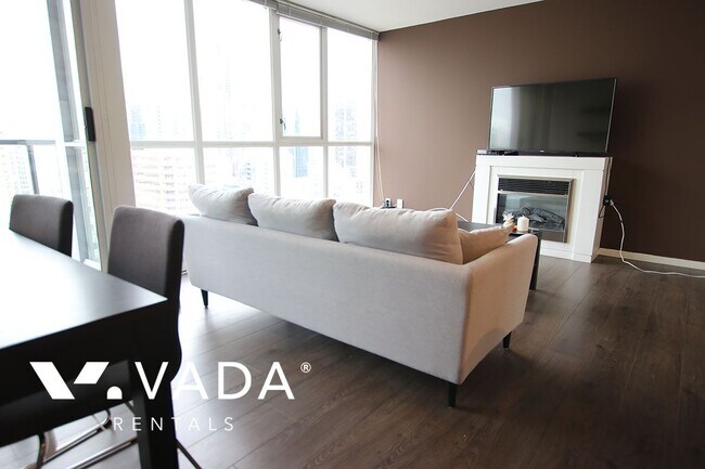 Photo du bâtiment - Brava 1 Bedroom Apartment For Rent 2401-11...