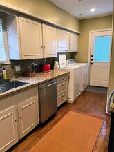 Building Photo - 2106 Colquitt St