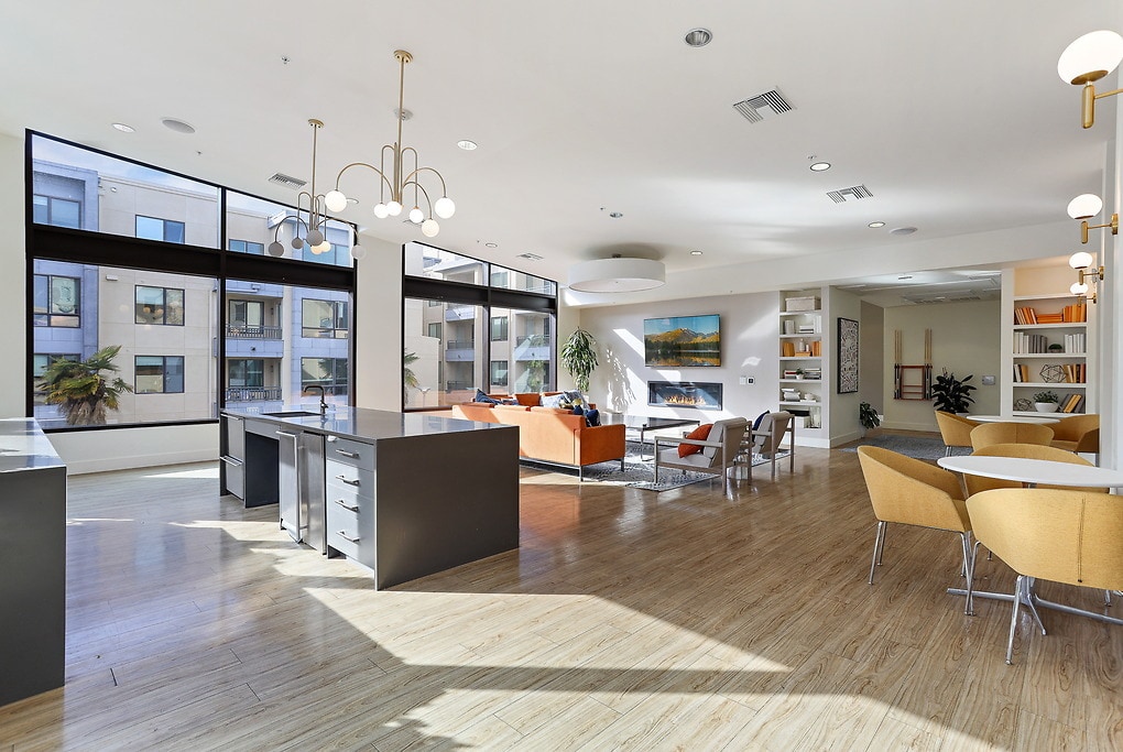 One Hundred Grand Apartmentsnull