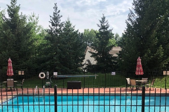 Unit faces south over pool! - 14937 60th St N