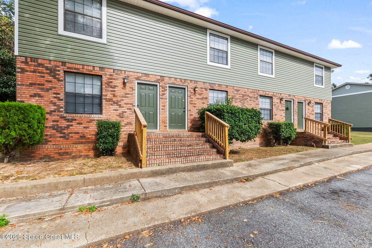 Primary Photo - 4440 Dorothy Dr