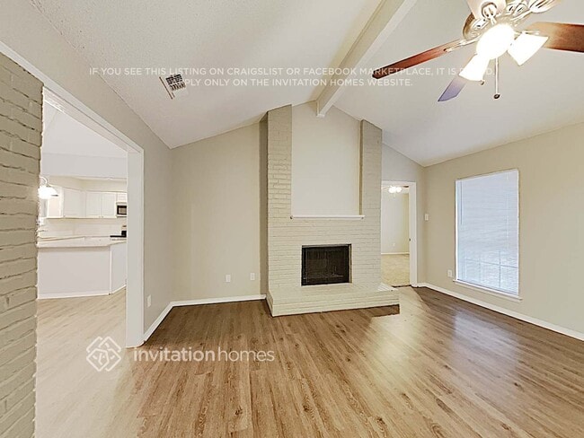 Building Photo - 661 Dandelion Dr