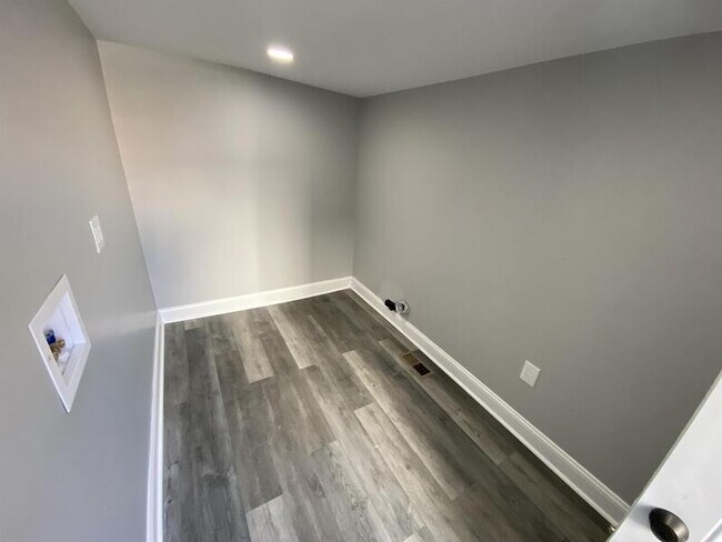 Foto del edificio - 1750 N 27th St