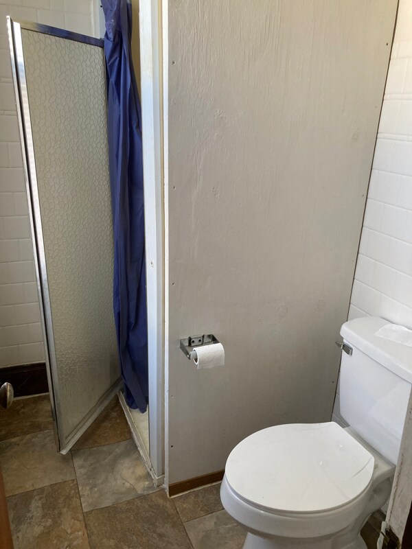 Building Photo - 3431 W Kilbourn Ave