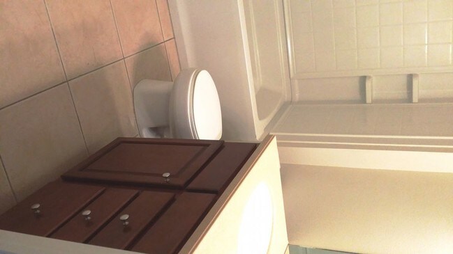 Building Photo - 115 Tidecrest Pky