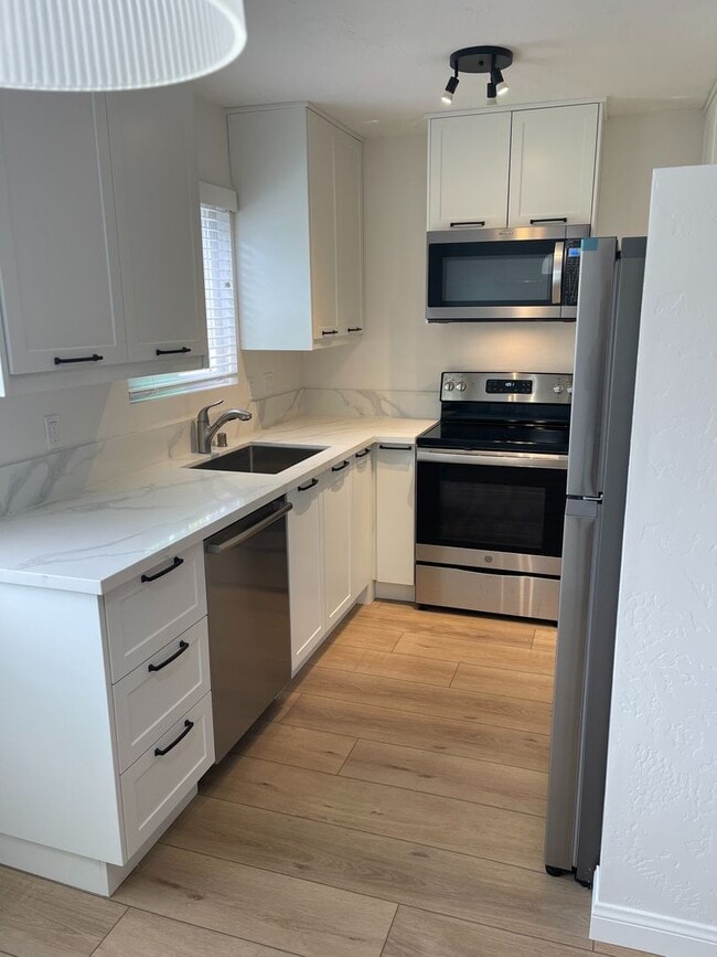 Foto del edificio - 2238 Manchester Ave